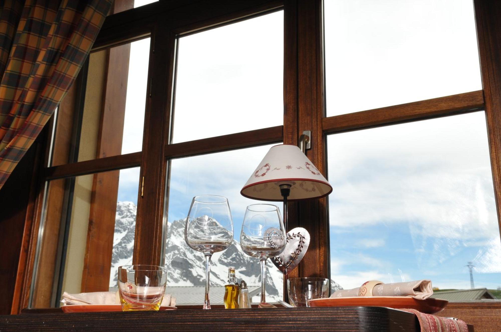 Lautaret Lodge & Spa Le Monêtier-les-Bains Buitenkant foto